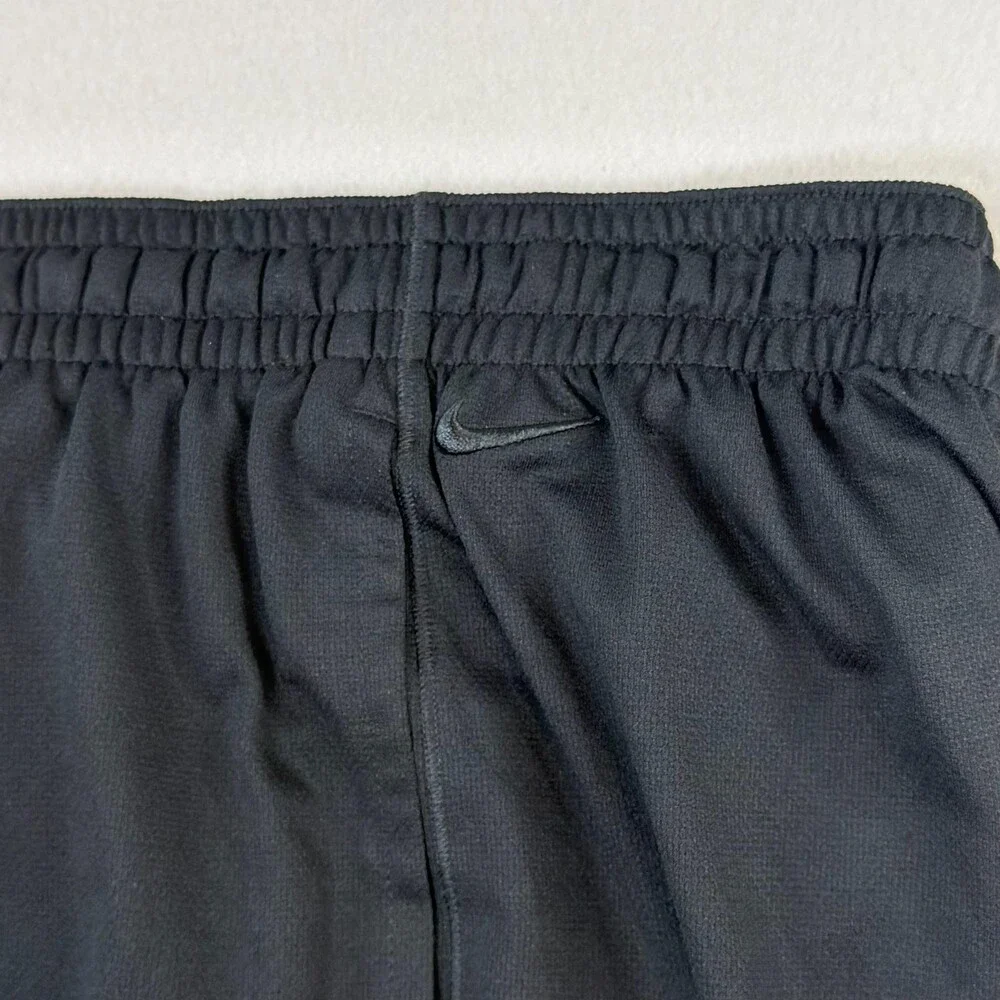 Nike kobe DRI-FIT Mens Medium Black Mesh 6” Basketball Shorts Pockets athletic